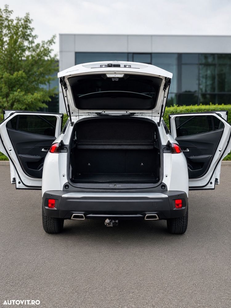 Peugeot 2008 1.2 L PureTech STT EAT8 Allure - 7