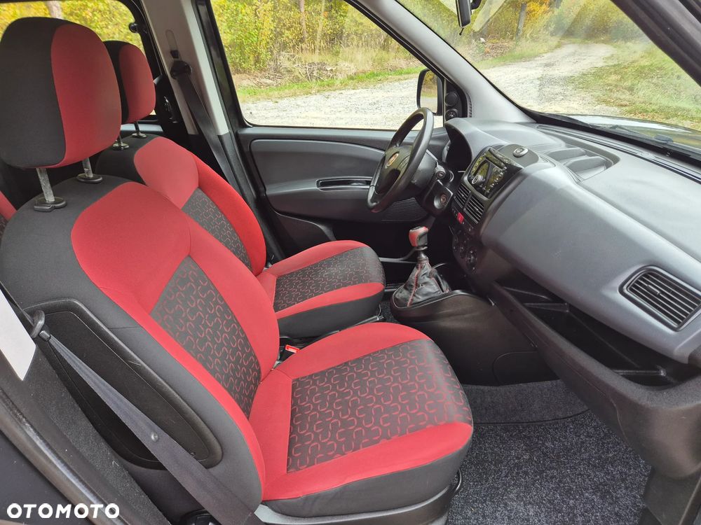 Fiat Doblo 1.4 16V Lounge - 17