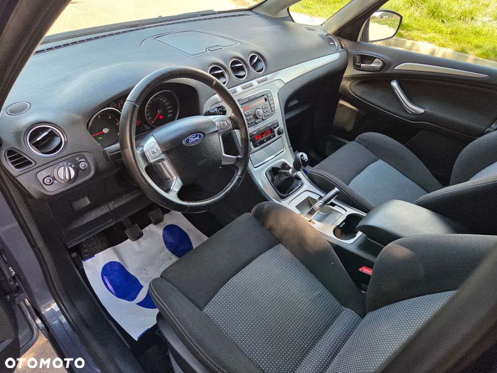 Ford S-Max - 5