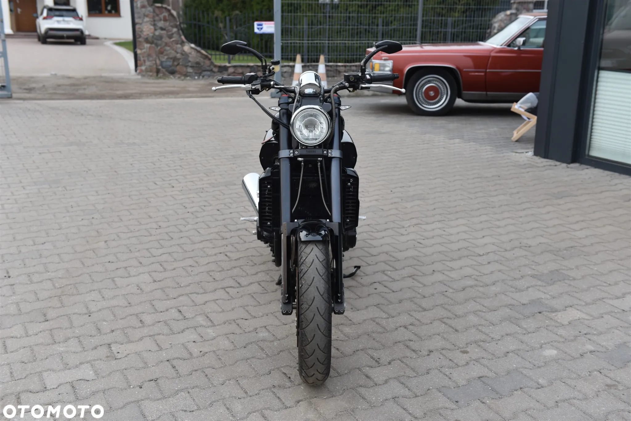 Yamaha V-MAX - 3