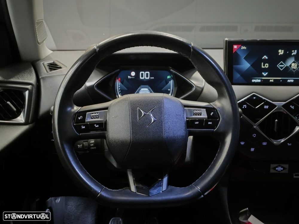 DS DS3 Crossback PureTech 100 SO CHIC - 13