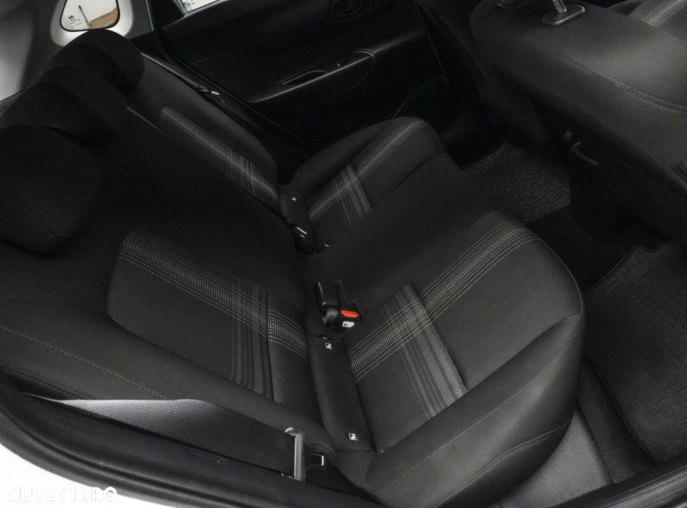 Hyundai i20 1.2 L 84CP 5DR Comfort - 16