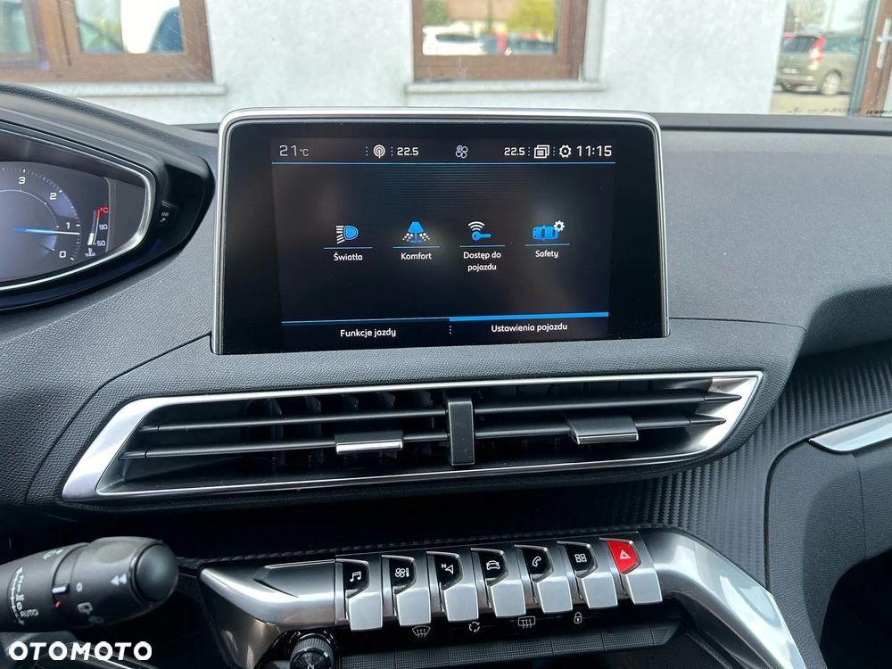 Peugeot 3008 - 12