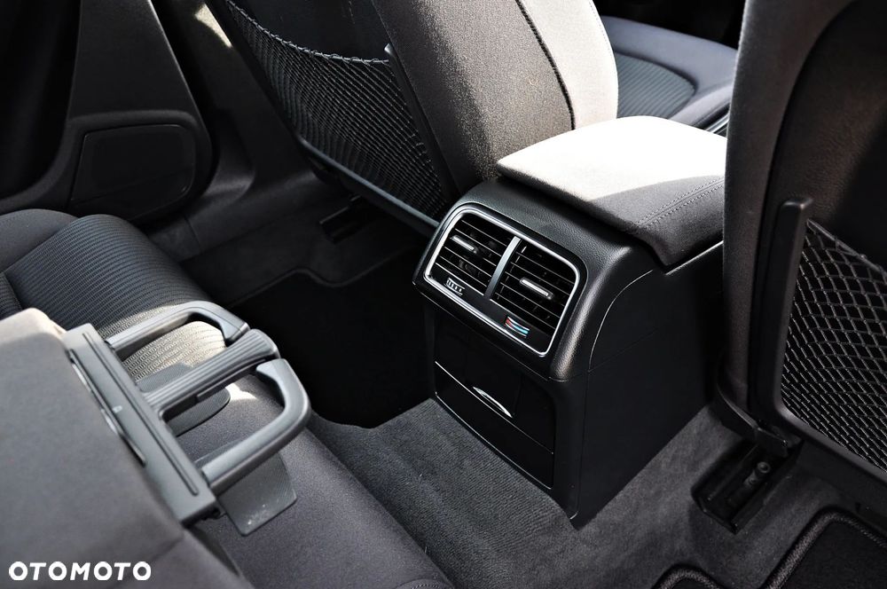 Audi A4 Avant 2.0 TDI - 24