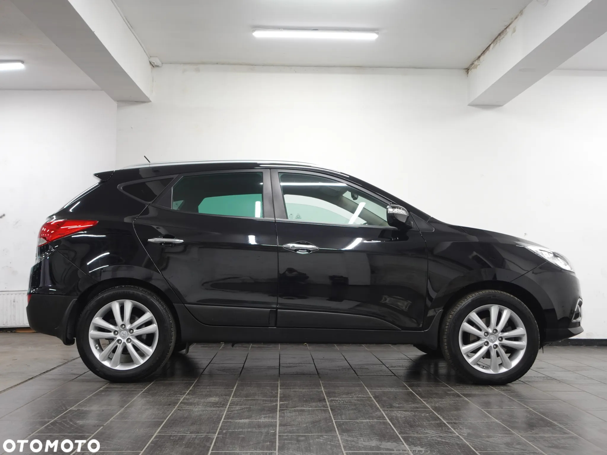 Hyundai ix35 2.0 CRDi 4WD Premium - 11