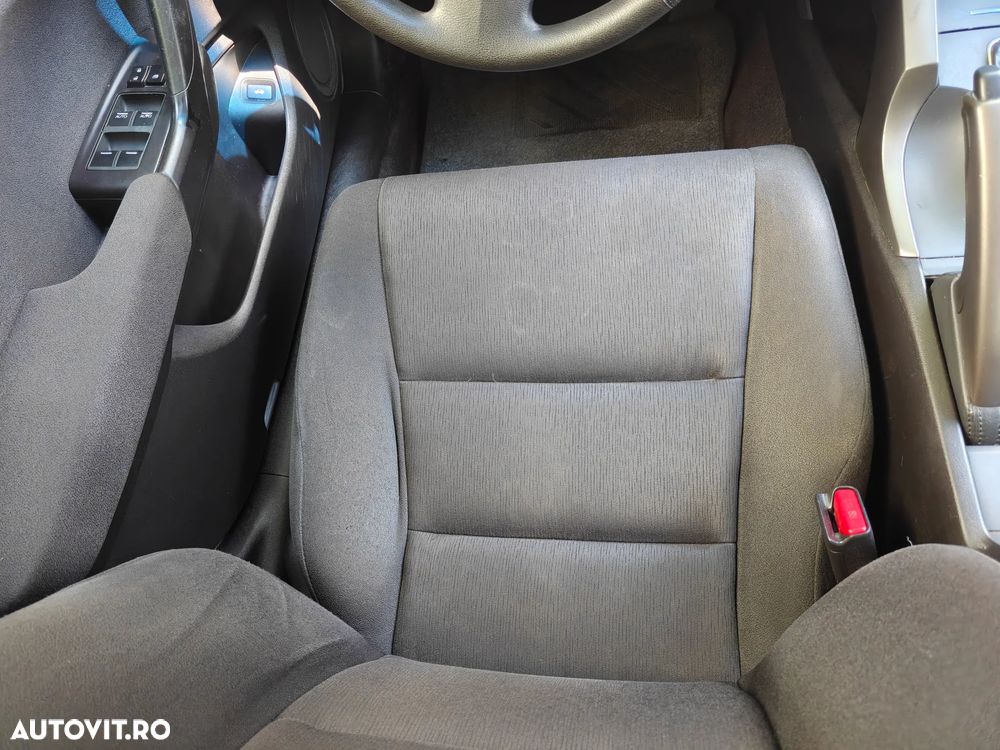 Honda Accord 2.0i Confort - 6
