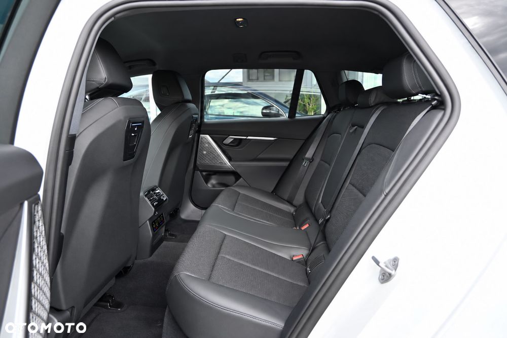 BMW Seria 5 540d xDrive - 9