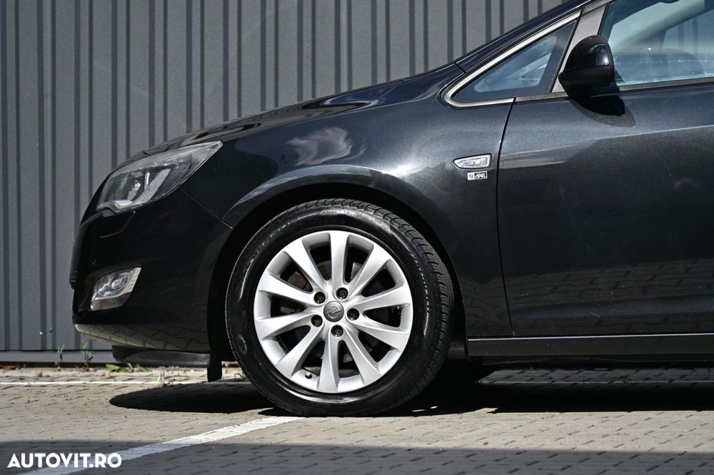 Opel Astra 2.0 CDTI DPF 150 Jahre - 28