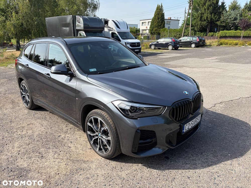 BMW X1 xDrive20i M Sport - 16