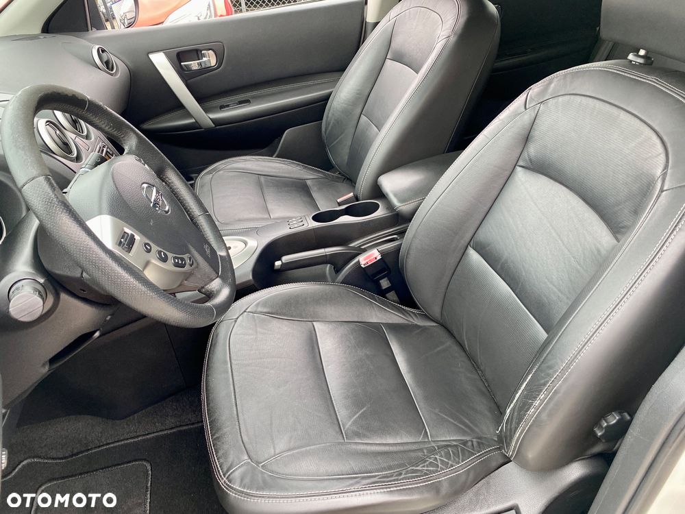 Nissan Qashqai 2.0 Tekna CVT - 15