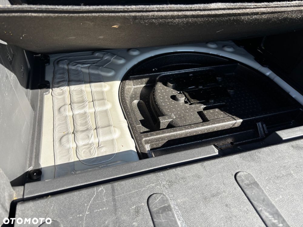 Peugeot 3008 1.6 HDi Style - 9