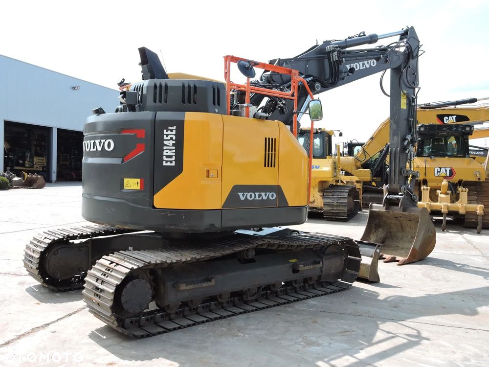 Volvo ECR145 - 11