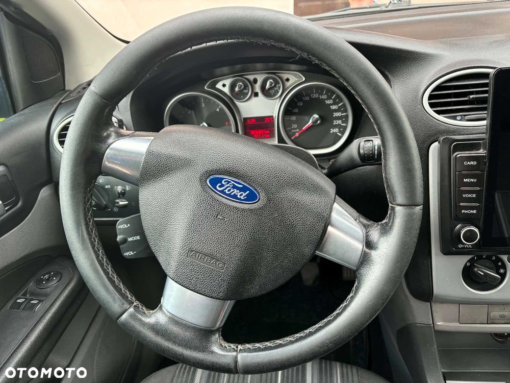 Ford Focus - 6