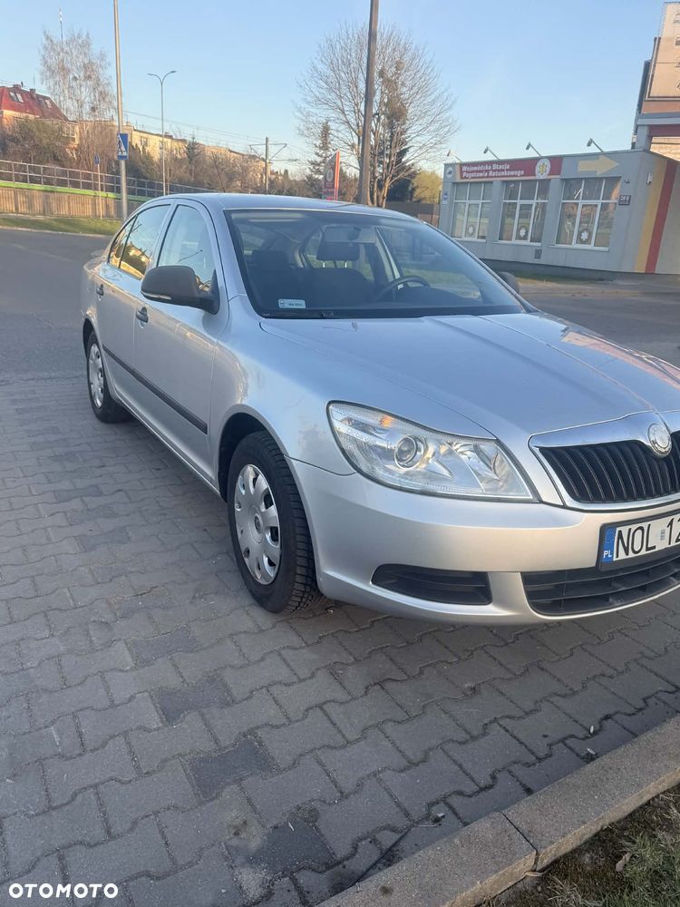 Skoda Octavia 1.6 Tour Classic - 2