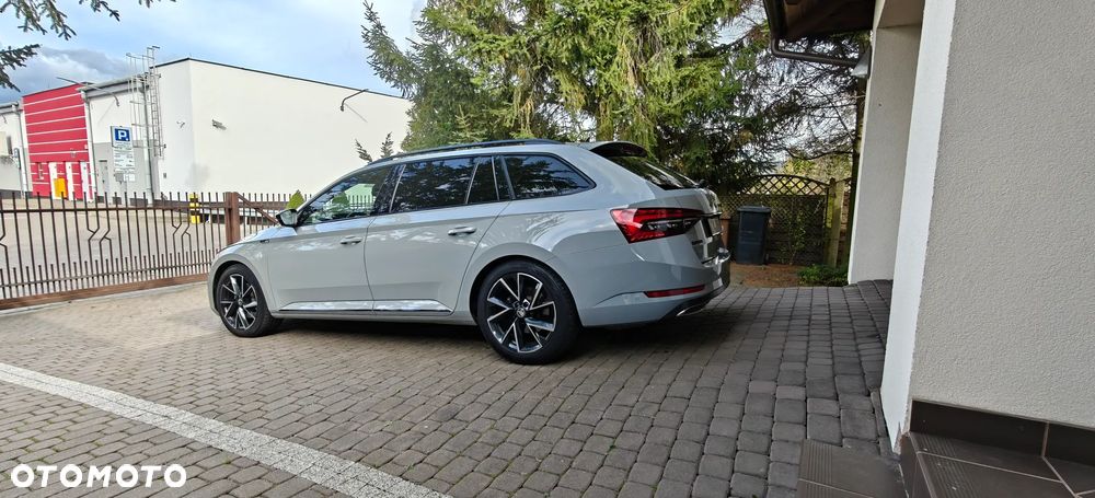 Skoda Superb 2.0 TDI SCR 4x4 Sportline DSG - 21