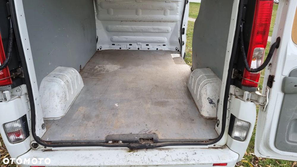 Nissan Primastar - 8