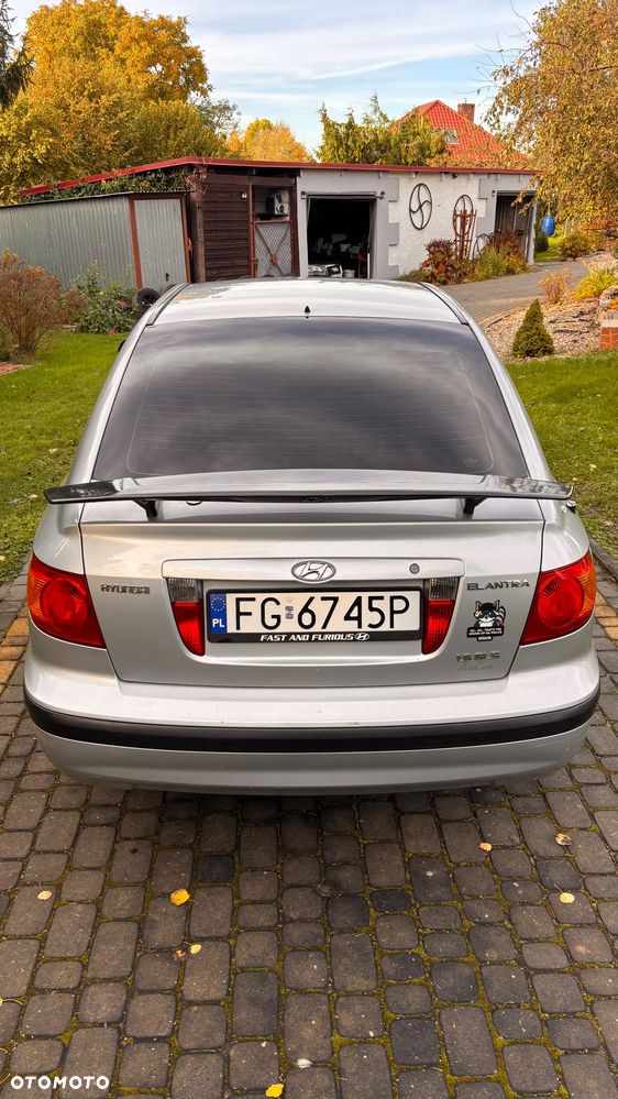 Hyundai Elantra 2001 photo 5