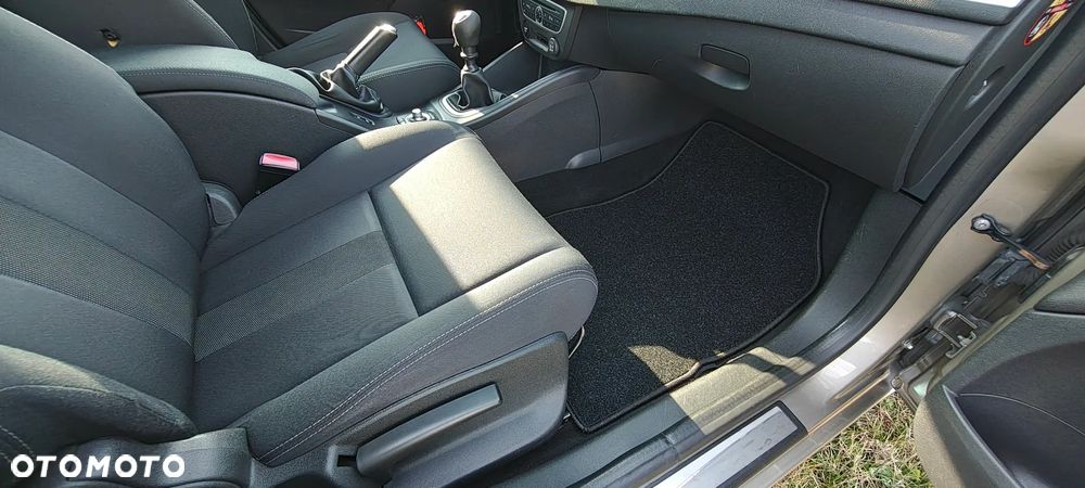 Renault Megane 1.5 dCi Dynamique - 11