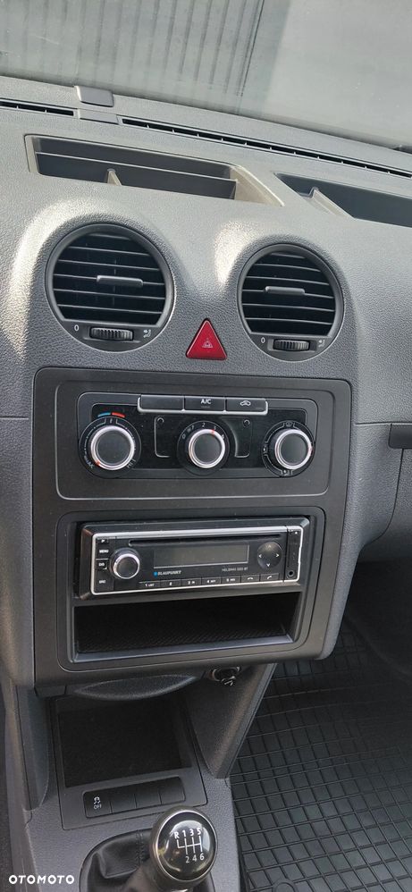 Volkswagen Caddy - 16
