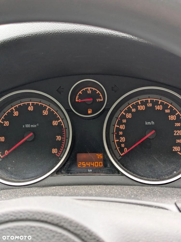 Opel Astra - 9