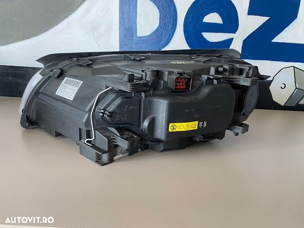 Far Xenon Dreapta Volvo S80 V70 2007-2012 31214348 - 2