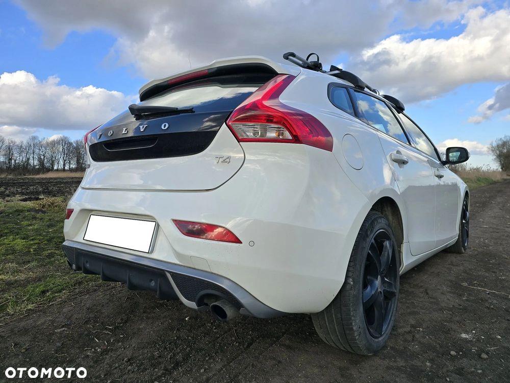 Volvo V40 T4 Kinetic - 10