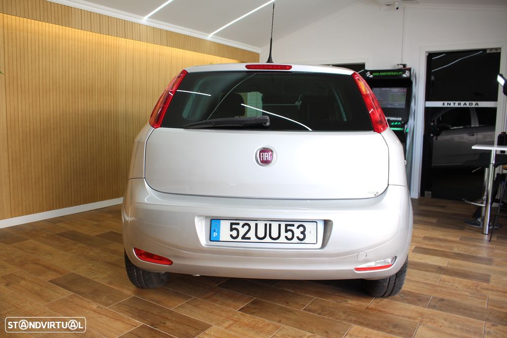Fiat Punto 1.2 Lounge S&S - 11