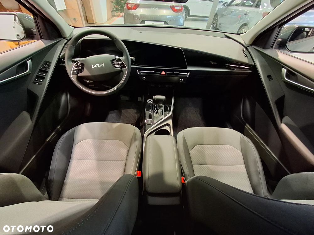 Kia Niro 1.6 GDI Hybrid M - 14