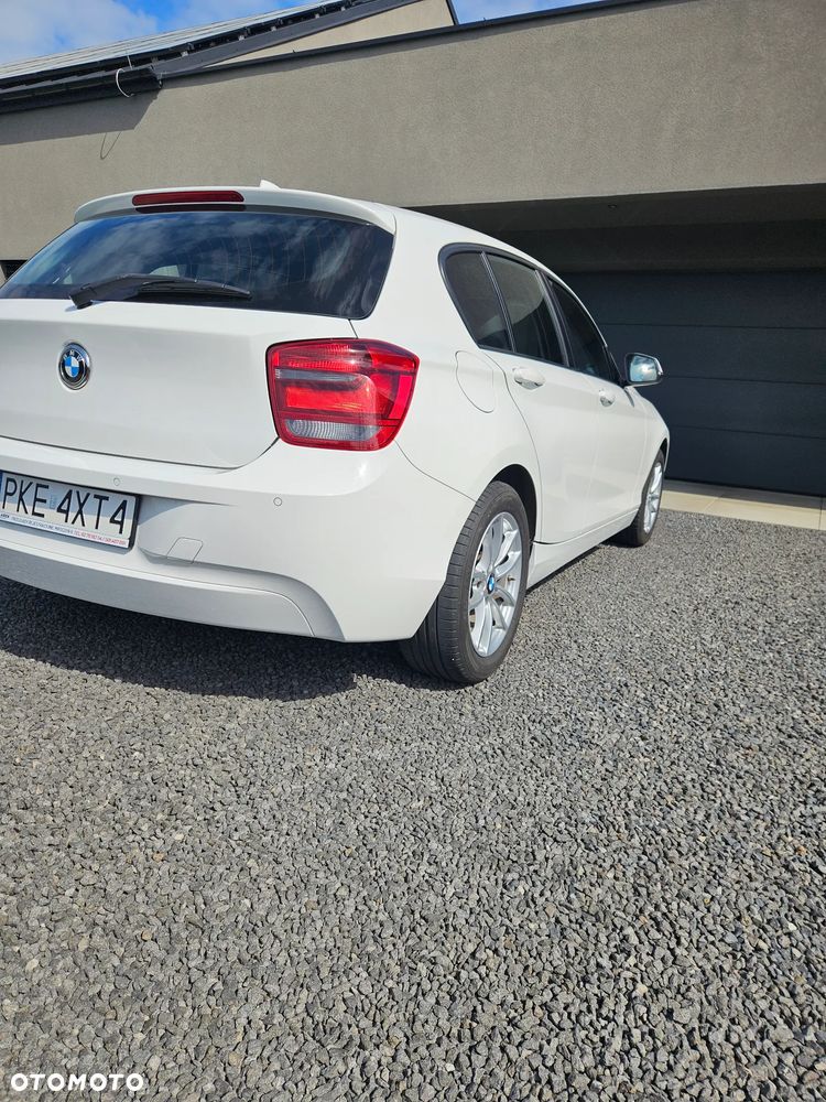 BMW Seria 1 114i - 15