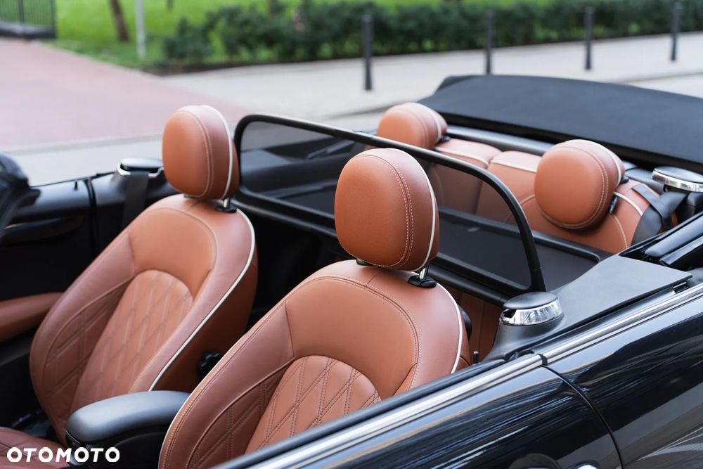 MINI Cooper S Cabrio John Works Trim - 10