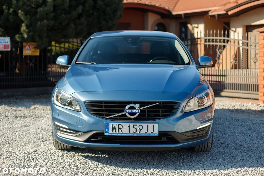 Volvo V60 D3 Geartronic Momentum - 15