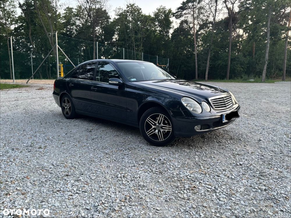Mercedes-Benz Klasa E 240 Classic - 1