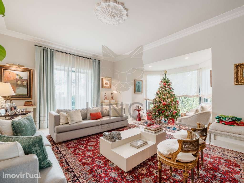 Moradia T5 com jardim e piscina no Restelo - Grande imagem: 3/28