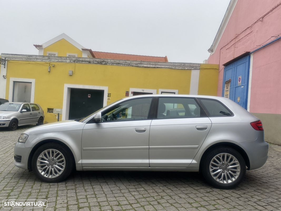 Audi A3 Sportback 2.0 TDi Attraction - 5