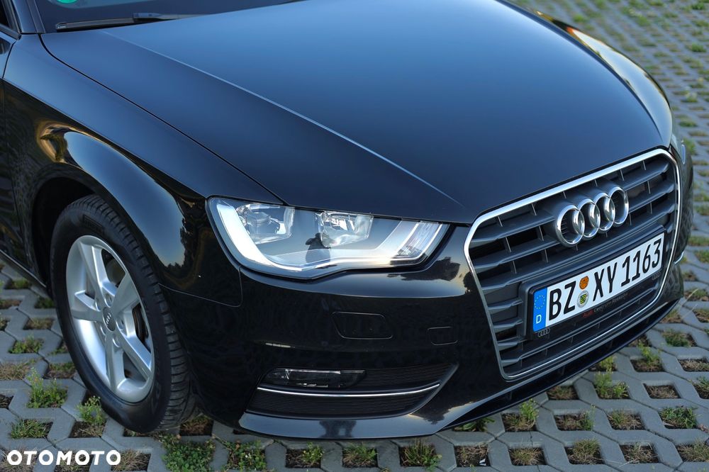 Audi A3 Sportback 1.4 TFSI Ambiente - 8
