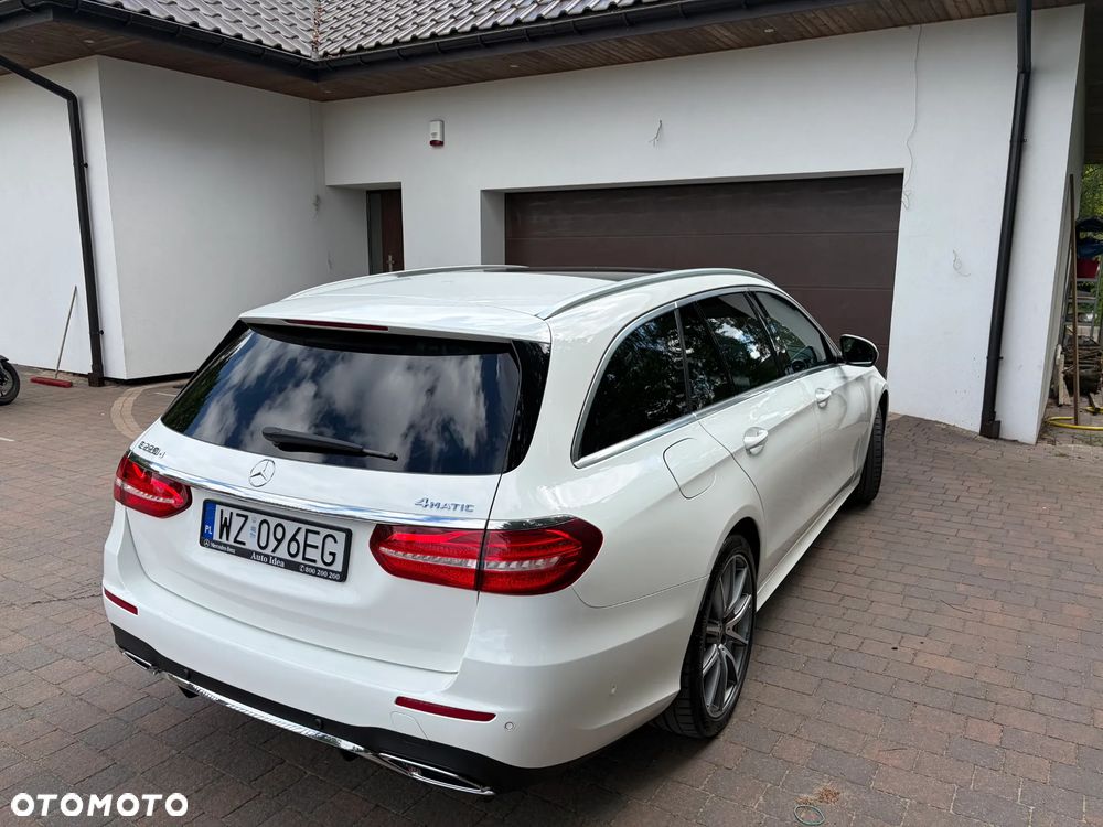Mercedes-Benz Klasa E 220 d 4-Matic - 6