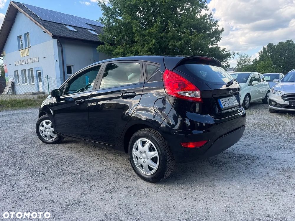 Ford Fiesta - 7
