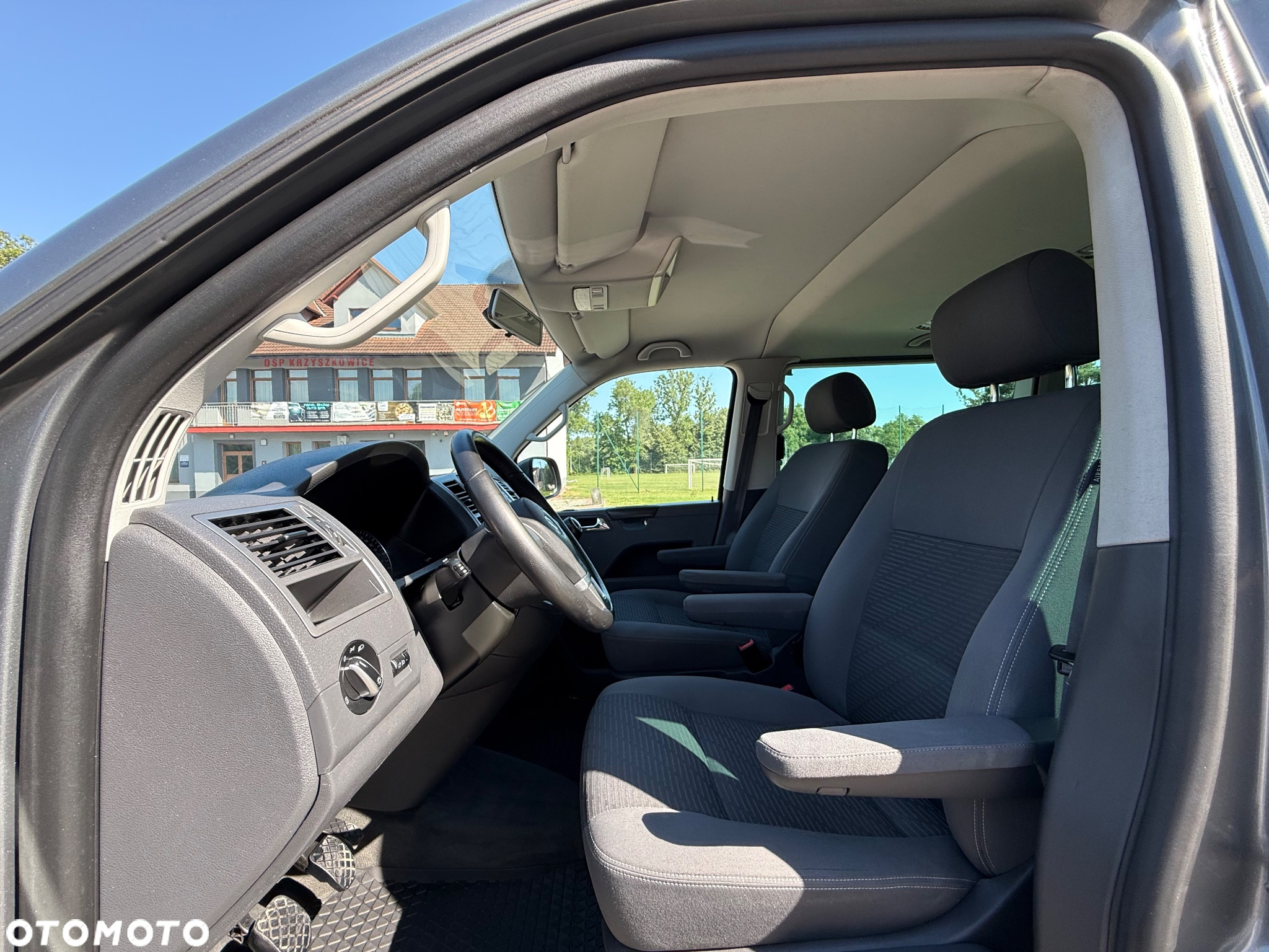 Volkswagen Multivan TDI L1 BlueMotion - 14