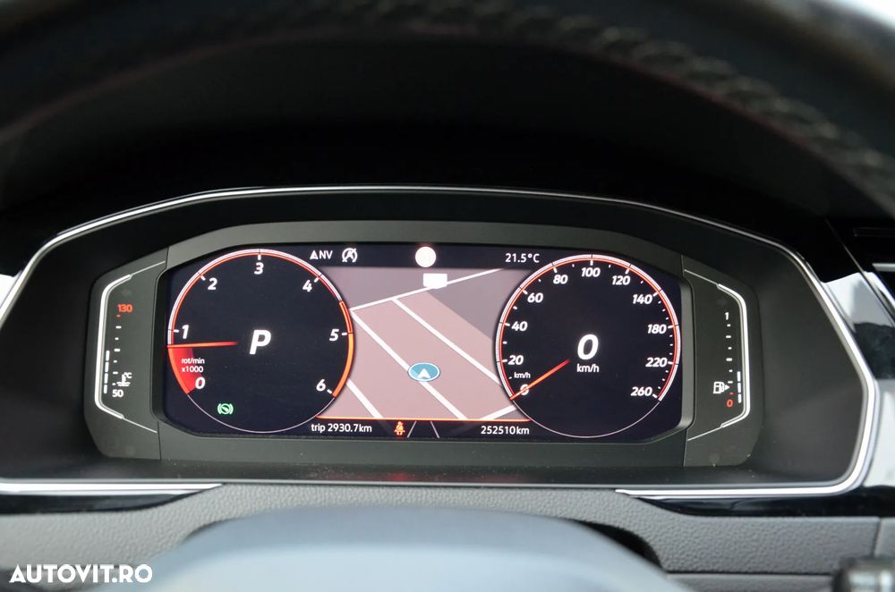 Volkswagen Passat - 32