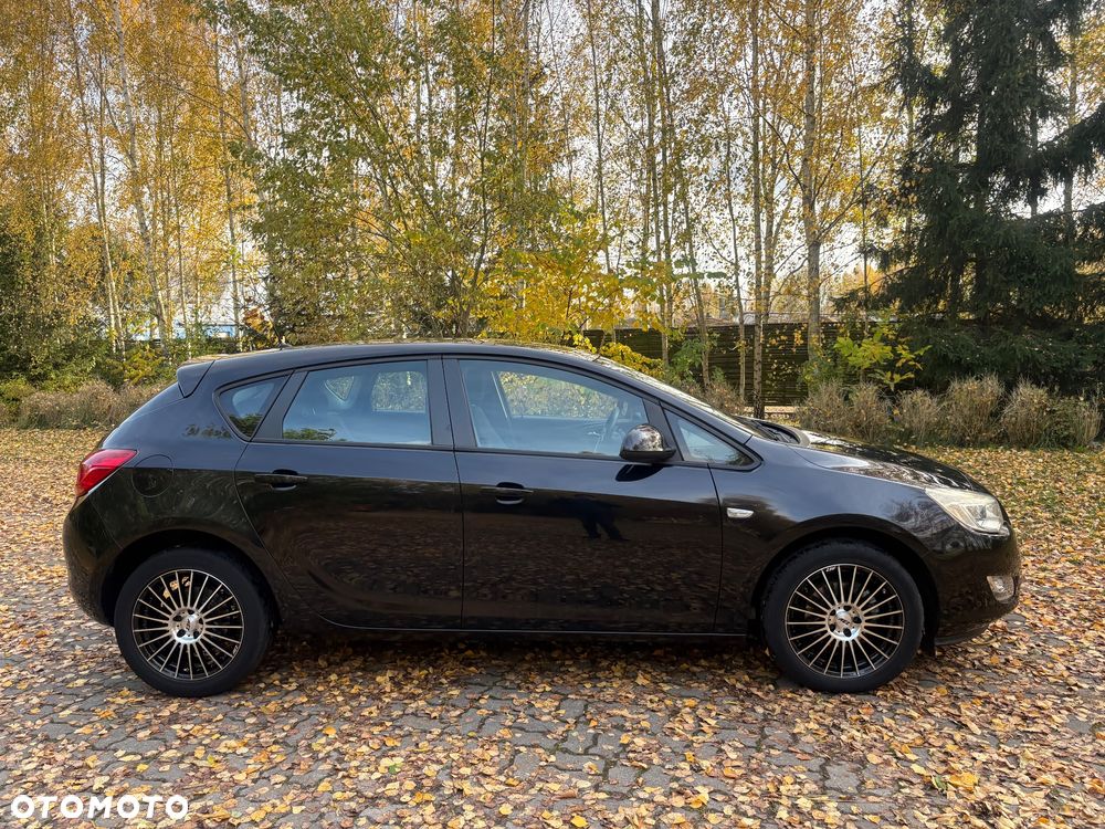 Opel Astra 1.6 Active - 25