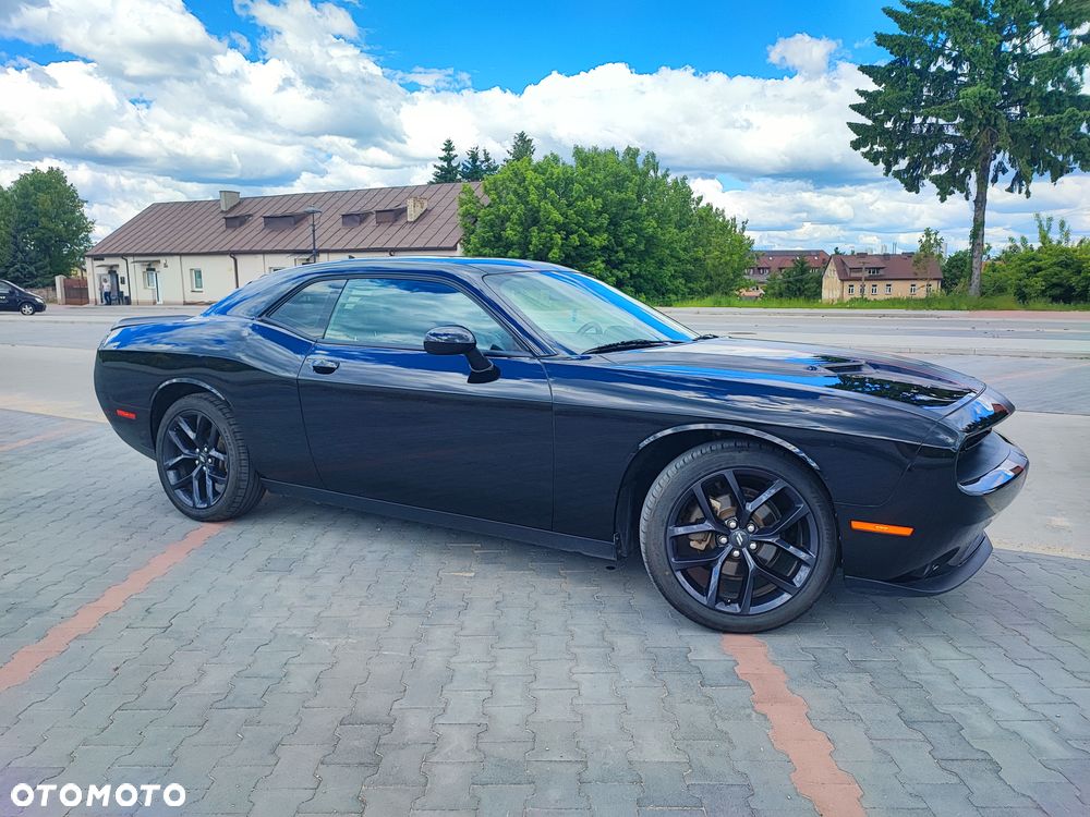 Dodge Challenger - 13