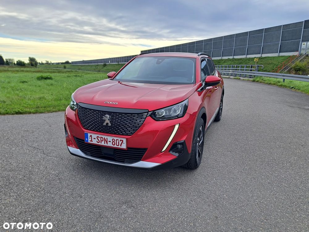 Peugeot 2008 1.2 Pure Tech GPF Allure S&S EAT6 - 2
