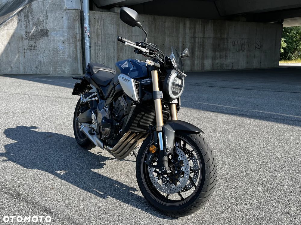 Honda CB - 2