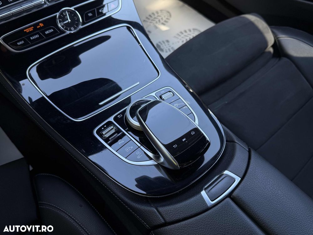 Mercedes-Benz E 350e 9G-TRONIC AMG Line - 17