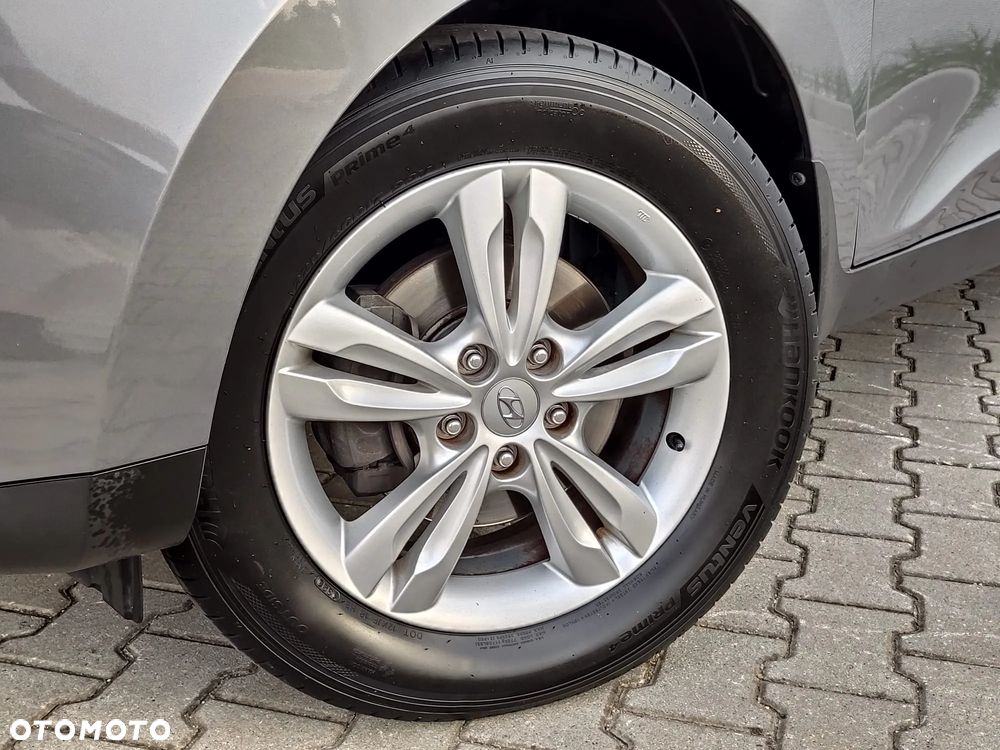 Hyundai ix35 blue 1.6 2WD Finale Gold - 31