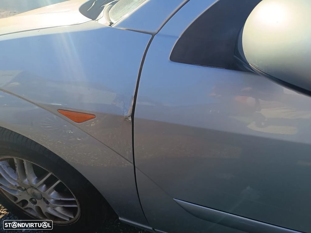 Ford Focus SW 1.8 TDCi Ghia — fotografia 7