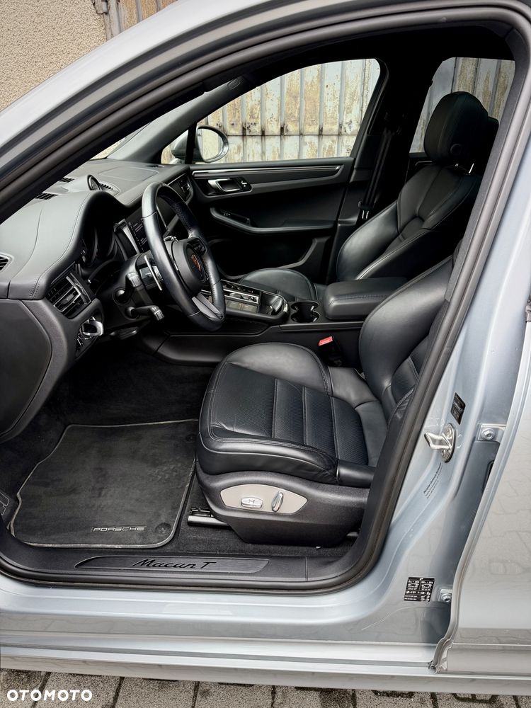Porsche Macan T - 6