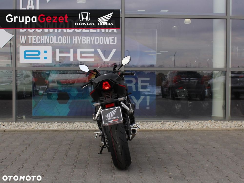 Honda CBR - 6
