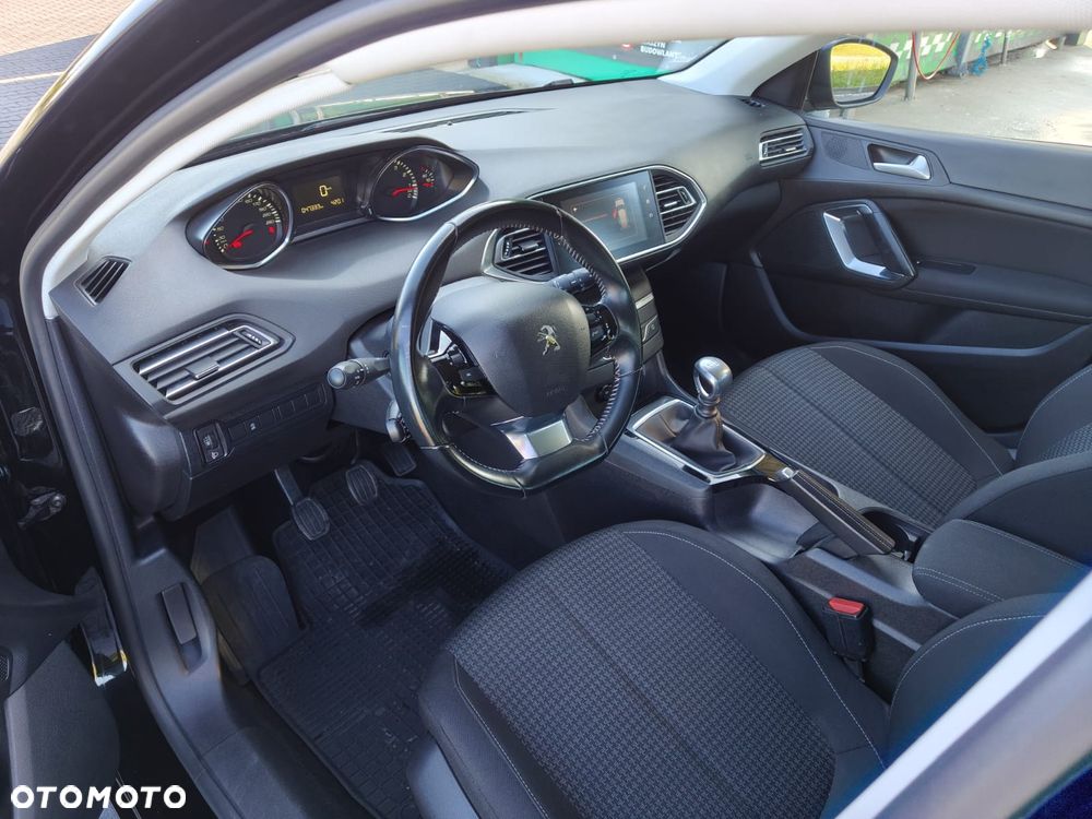 Peugeot 308 PureTech 110 Stop & Start Allure - 16