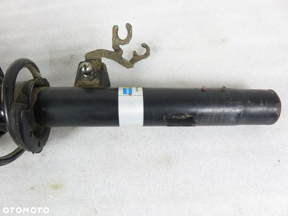 MCPERSON PRAWY PRZEDNI BMW E87 118i - 5